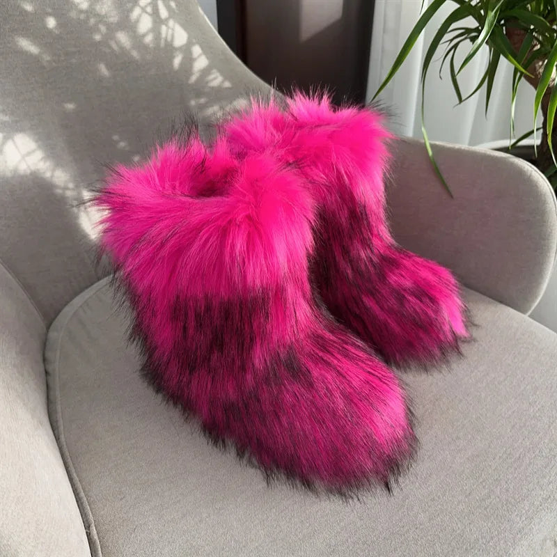 Luxuriöse, flauschige Schneestiefel aus Kunstpelz